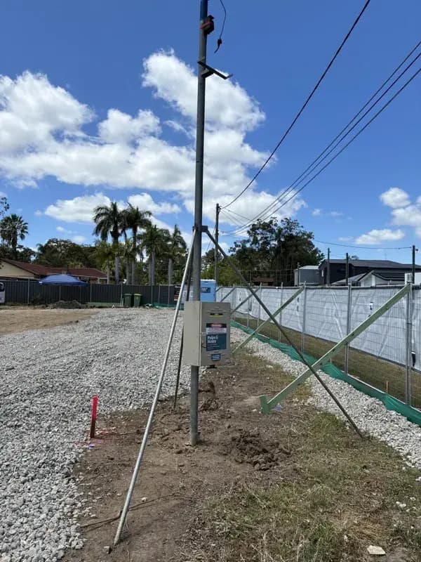 Poles and Holes Power Pole